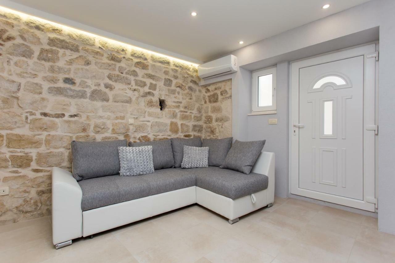 Kaštela Studio Apartman "Brce" מראה חיצוני תמונה