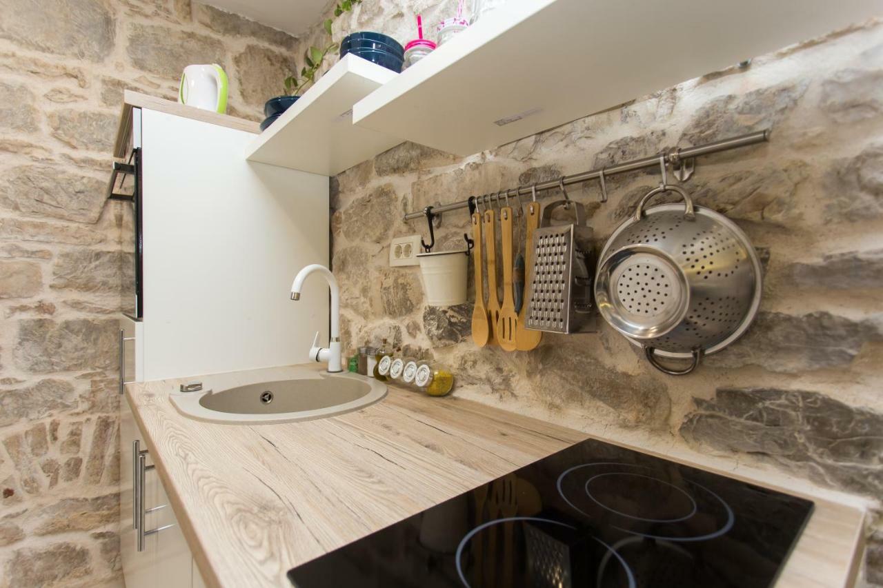 Kaštela Studio Apartman "Brce" מראה חיצוני תמונה