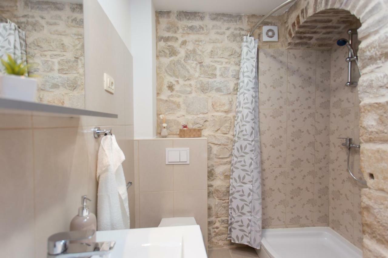 Kaštela Studio Apartman "Brce" מראה חיצוני תמונה